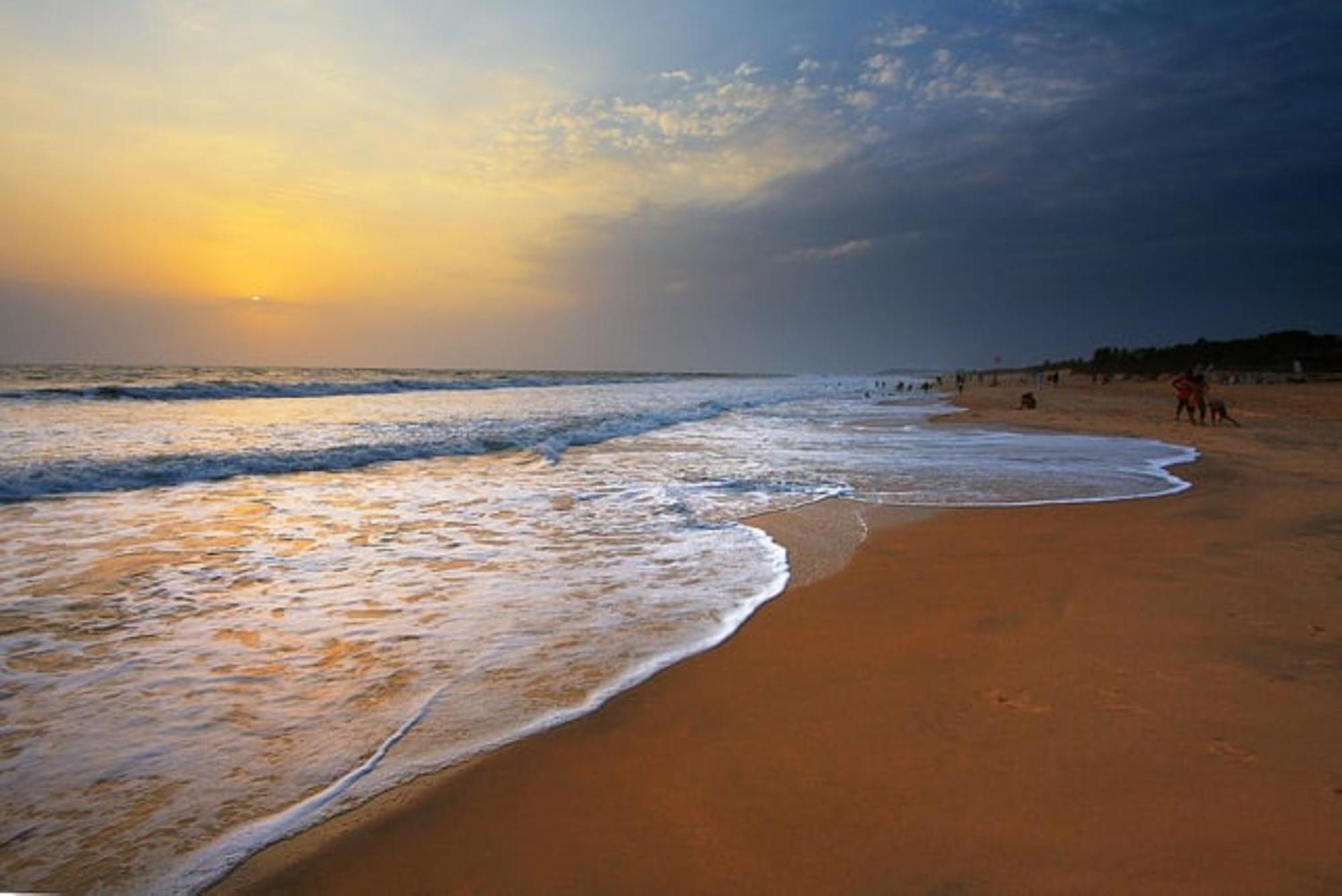 De Mandarin Beach Resort Suites & Villas, Кандолим Экстерьер фото