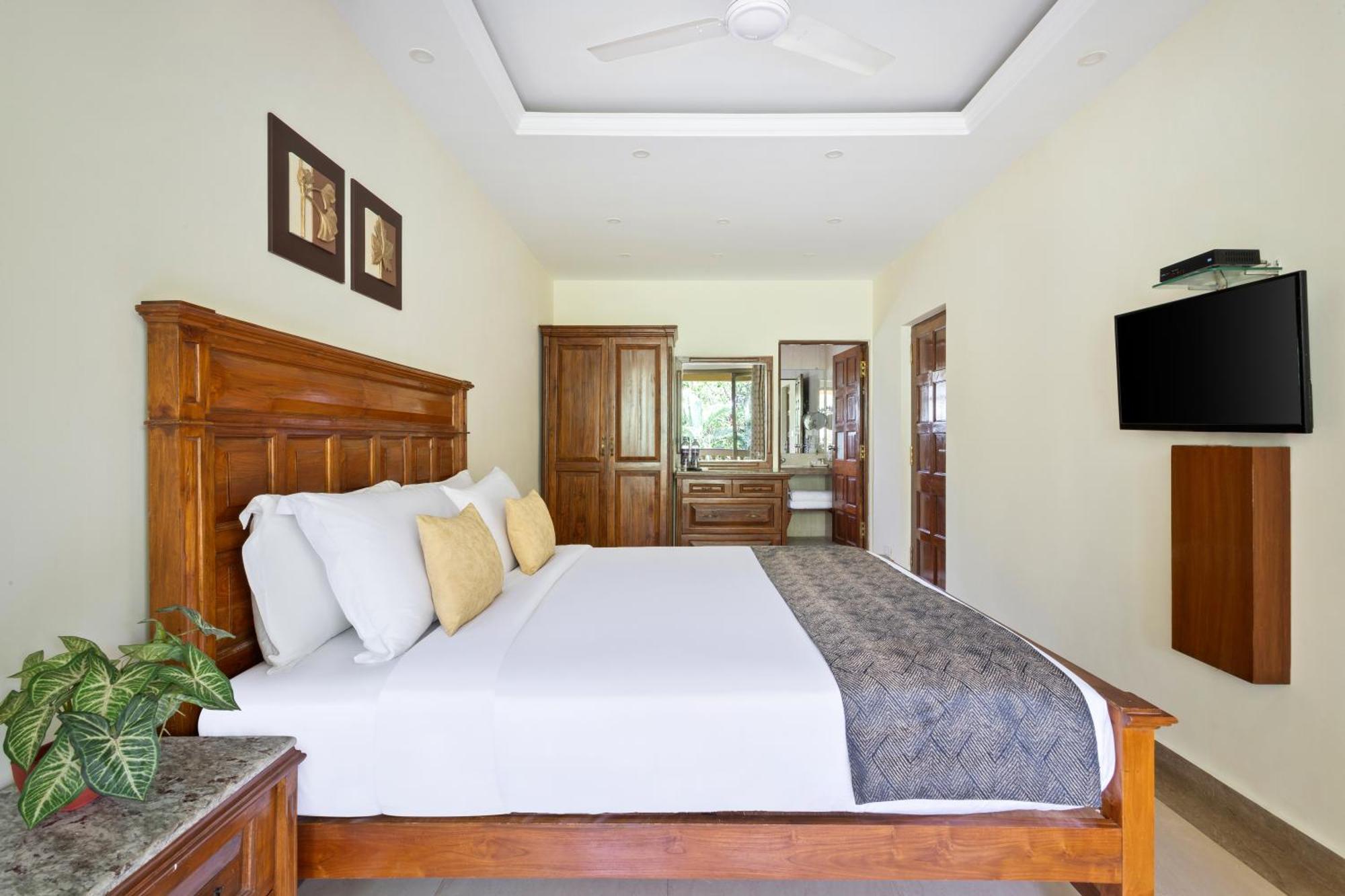 De Mandarin Beach Resort Suites & Villas, Кандолим Экстерьер фото